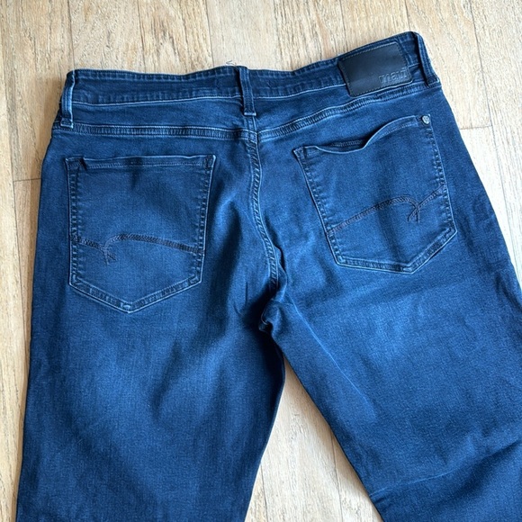 Mavi jeans. Myles straight leg 35 x 32 - Picture 9 of 12